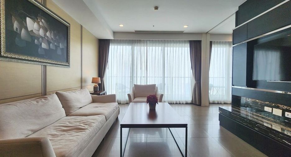 For rent 2 bedrooms condo in Sathon, Bangkok