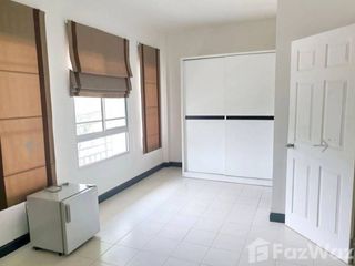For rent 3 bedrooms house in Khlong Sam Wa, Bangkok