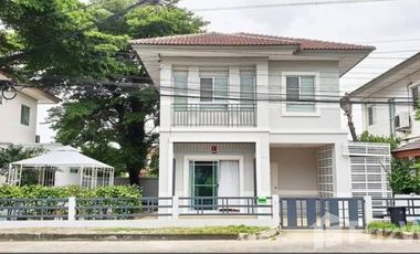 For rent 3 bedrooms house in Khlong Sam Wa, Bangkok