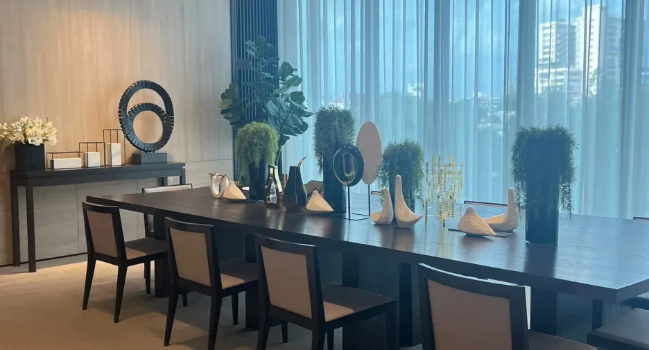 For rent 3 bedrooms condo in Khlong San, Bangkok