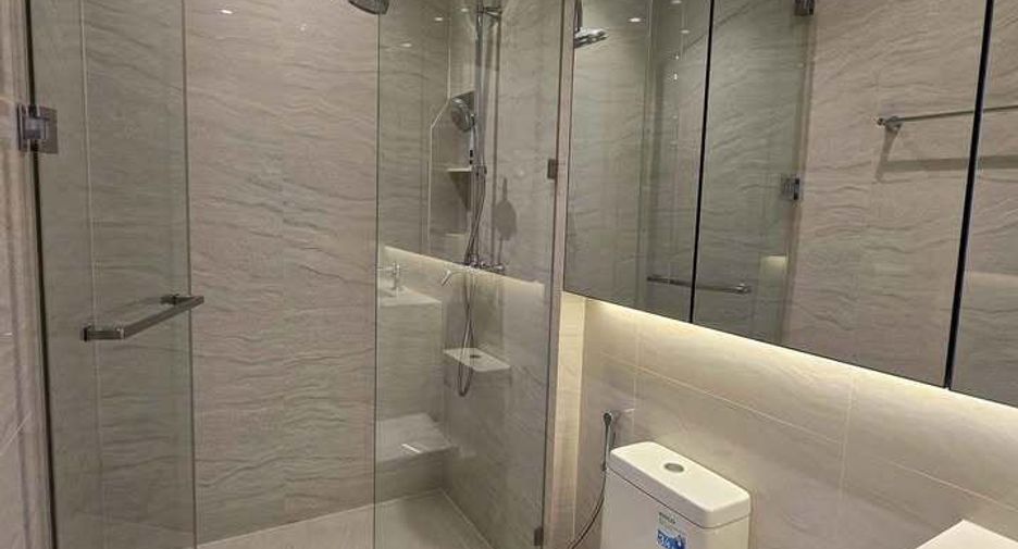 Condo en alquiler de 2 habitaciones en Pathum Wan, Bangkok