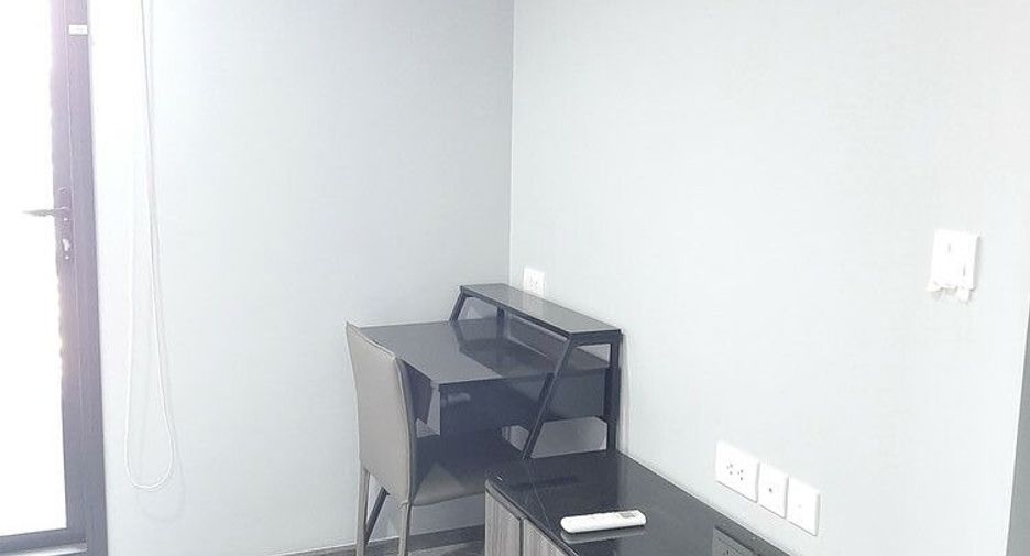 For rent 1 bed condo in Ratchathewi, Bangkok