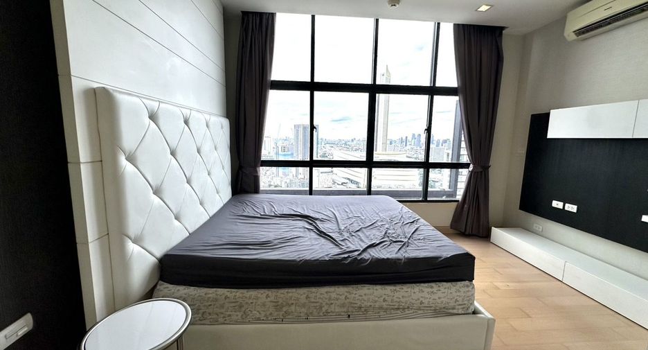 For rent 3 ベッドルーム condo in Khlong San, Bangkok