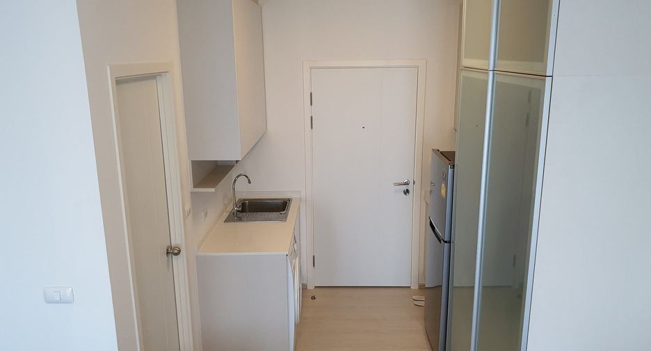 For rent studio condo in Huai Khwang, Bangkok