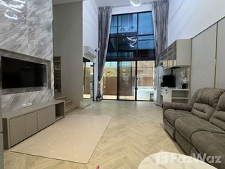 For rent 3 bedrooms townhouse in Suan Luang, Bangkok