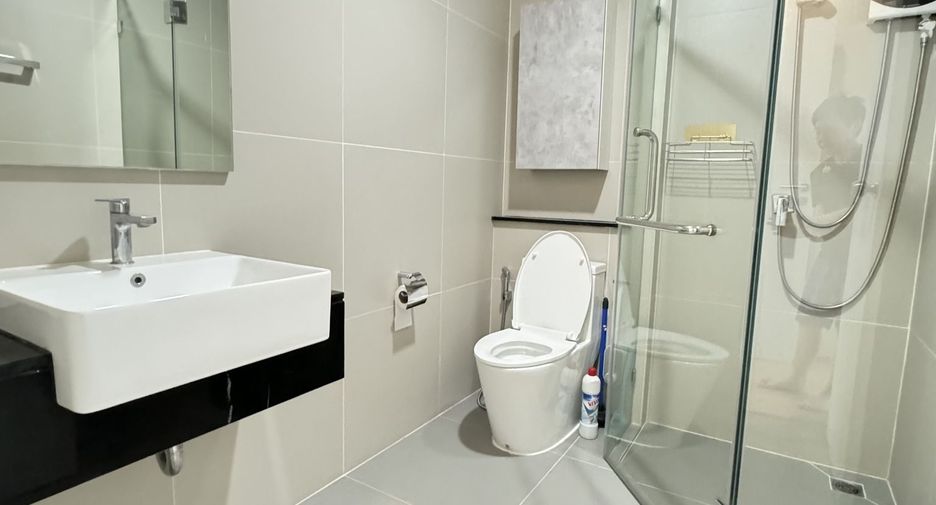 Reihenhaus zur Miete mit 3 Zimmer in Suan Luang, Bangkok
