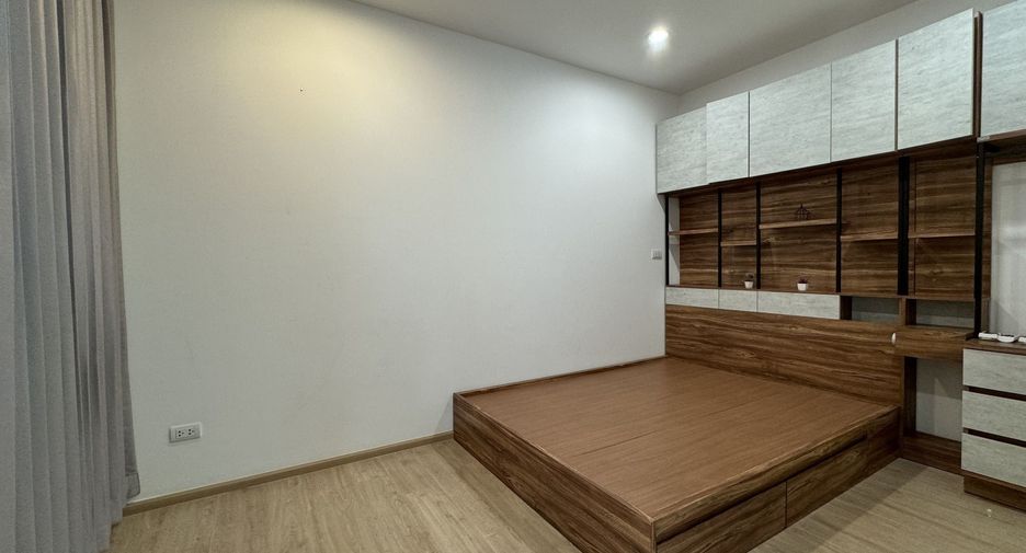 Reihenhaus zur Miete mit 3 Zimmer in Suan Luang, Bangkok