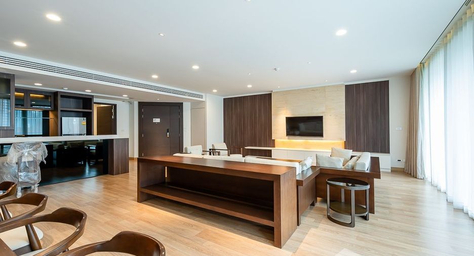 For rent 4 bedrooms condo in Suan Luang, Bangkok