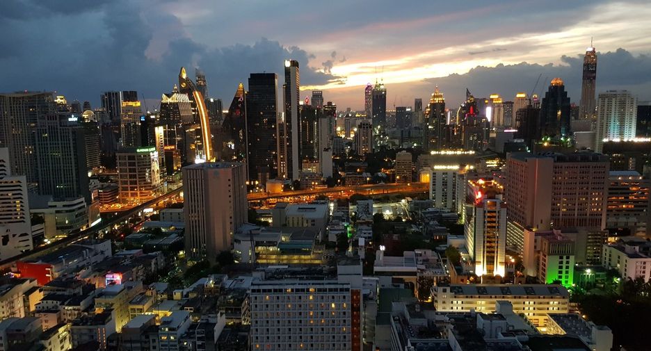 ให้เช่า 2 ห้องนอน คอนโด ใน วัฒนา, กรุงเทพฯ