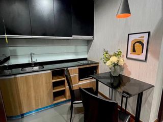 À louer 1 chambre condo à Pathum Wan, Bangkok
