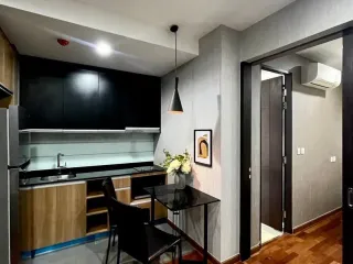 À louer 1 chambre condo à Pathum Wan, Bangkok