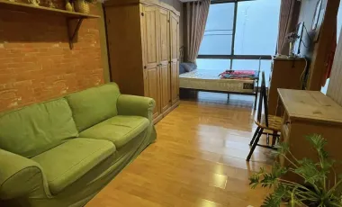 For rent studio condo in Khlong Toei, Bangkok