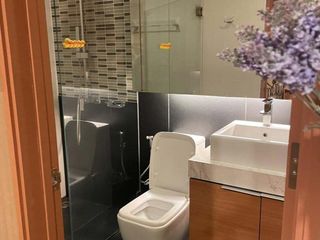 Wohnung zur Miete mit Studio in Khlong Toei, Bangkok