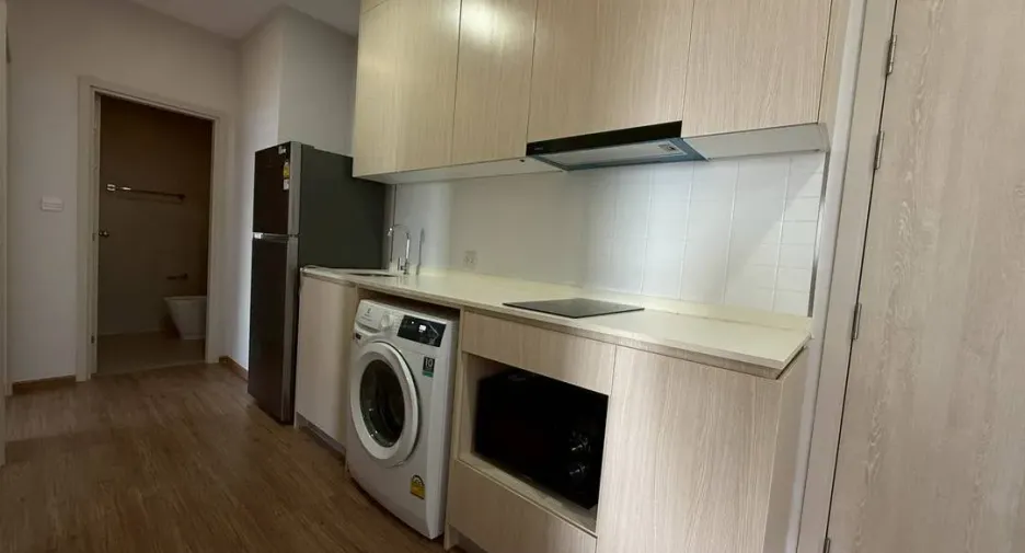 Condo en alquiler de 2 habitaciones en Bang Kapi, Bangkok