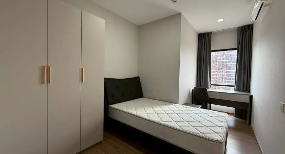 Condo en alquiler de 2 habitaciones en Bang Kapi, Bangkok
