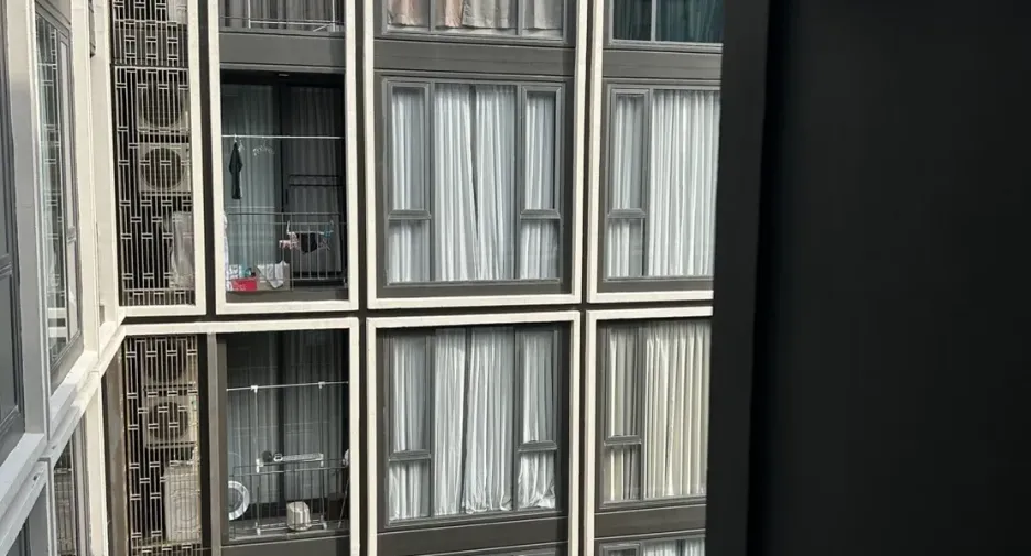 For rent studio condo in Bang Rak, Bangkok
