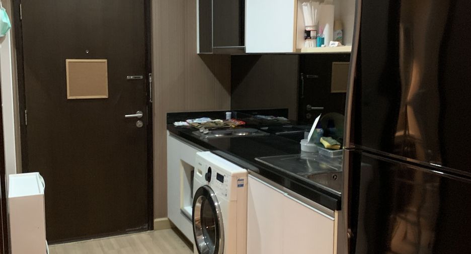 For rent スタジオ condo in Khlong Toei, Bangkok