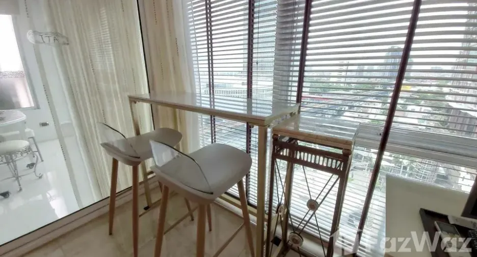 For rent 3 bedrooms condo in Bang Na, Bangkok