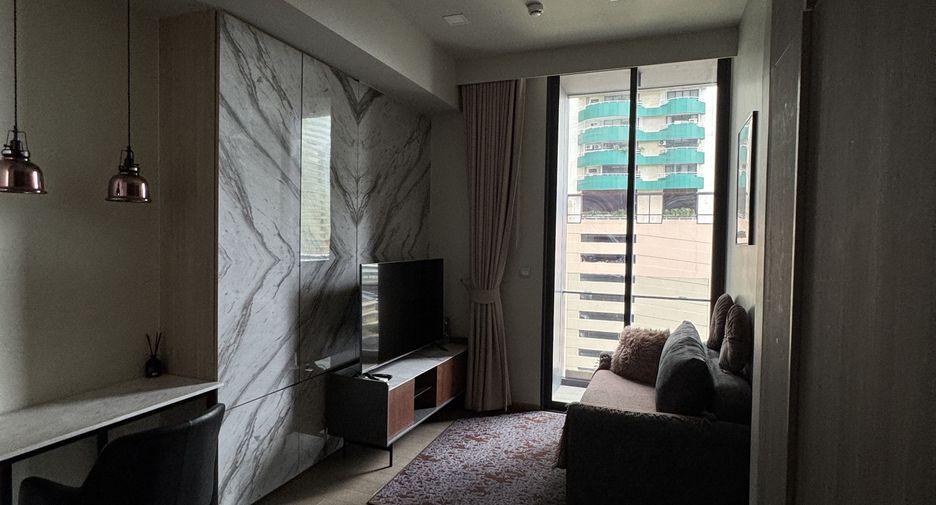For rent 1 bed condo in Khlong Toei, Bangkok