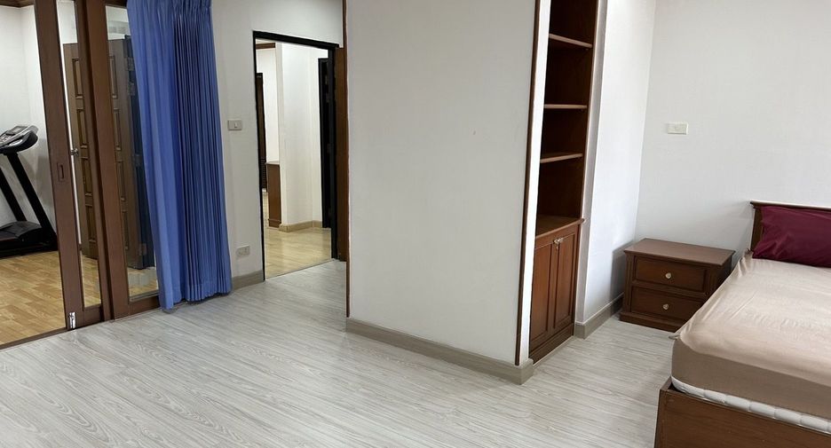 Wohnung zur Miete mit 2 Zimmer in Watthana, Bangkok