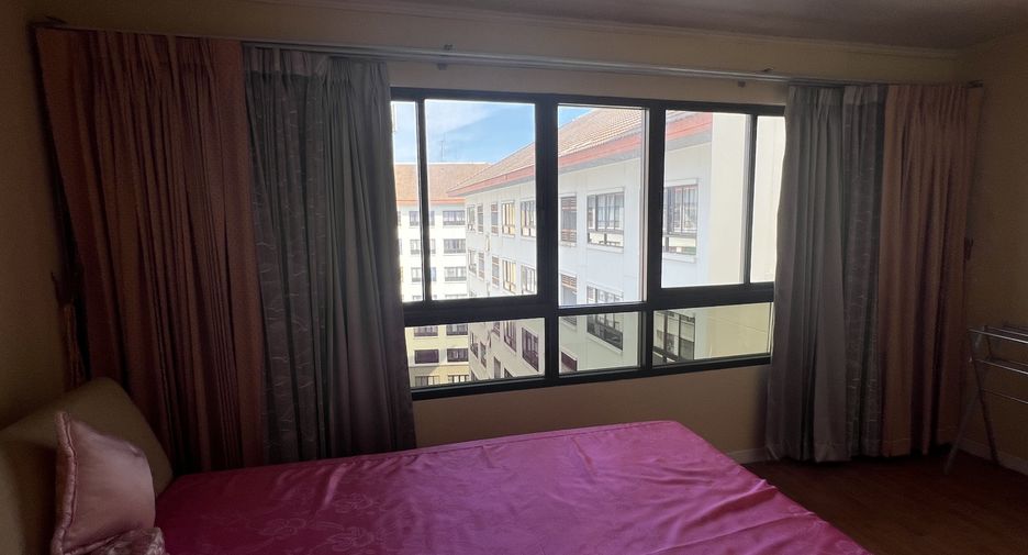 For rent 1 bed condo in Sathon, Bangkok