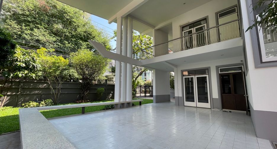 For rent 3 ベッドルーム house in Watthana, Bangkok