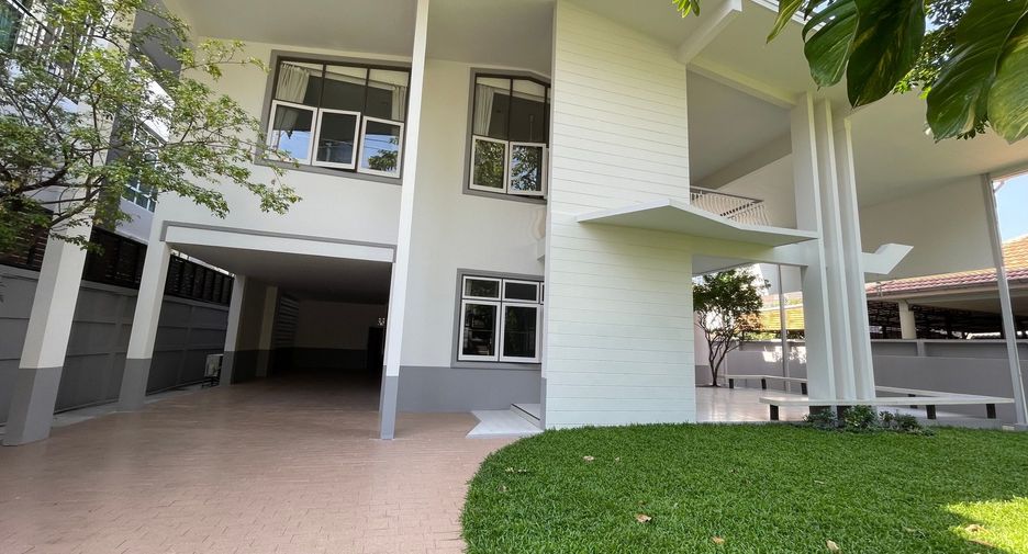 For rent 3 ベッドルーム house in Watthana, Bangkok