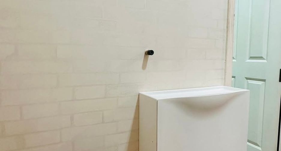 For rent studio condo in Phra Khanong, Bangkok