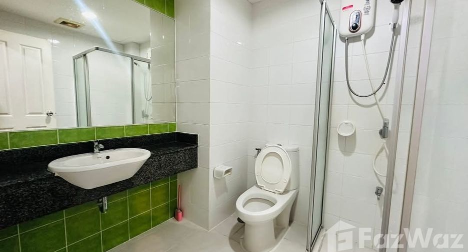 For rent studio condo in Phra Khanong, Bangkok