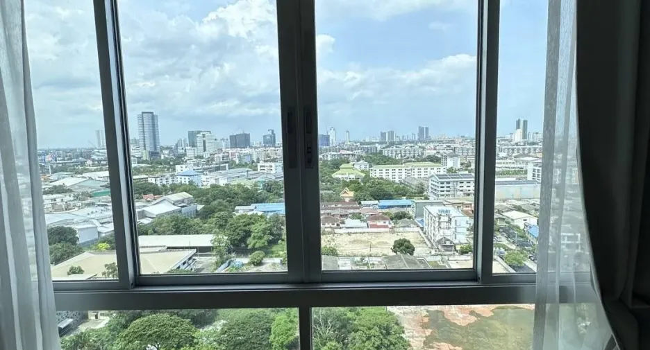 For rent 2 bedrooms condo in Bang Na, Bangkok
