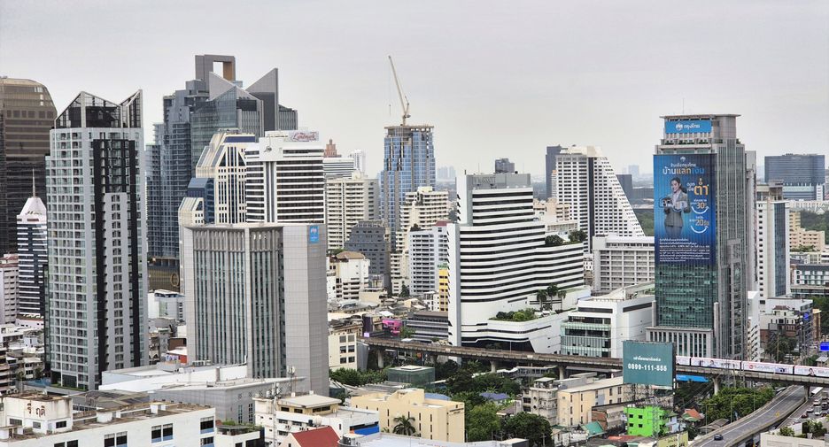 For rent studio condo in Pathum Wan, Bangkok