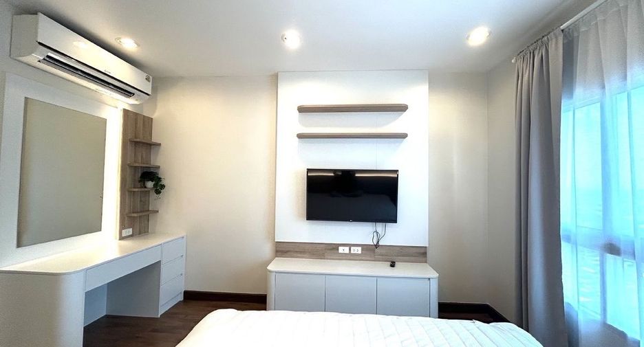 For rent 2 ベッドルーム condo in Khlong San, Bangkok