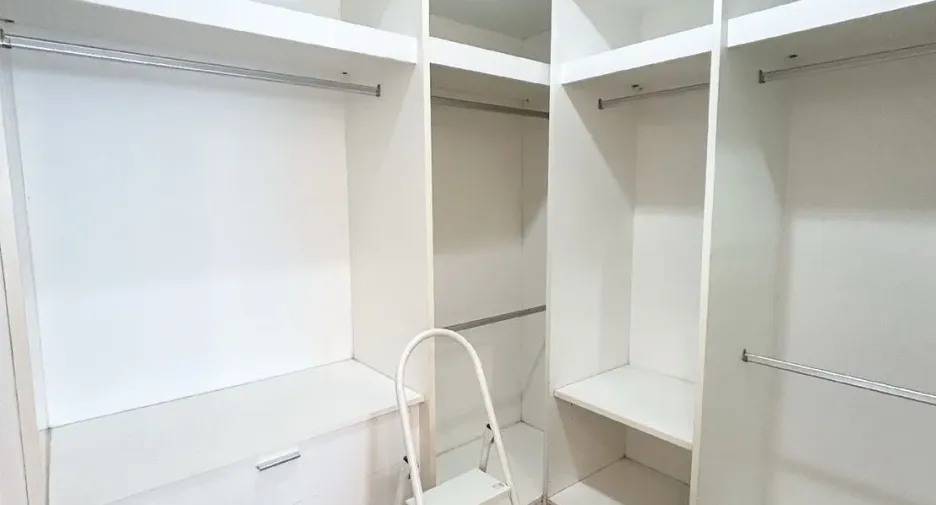 Аренда 2 спальни кондо в Кхлонг Сан, Бангкок