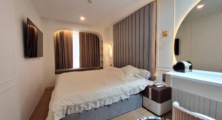 For rent 1 bed condo in Phaya Thai, Bangkok