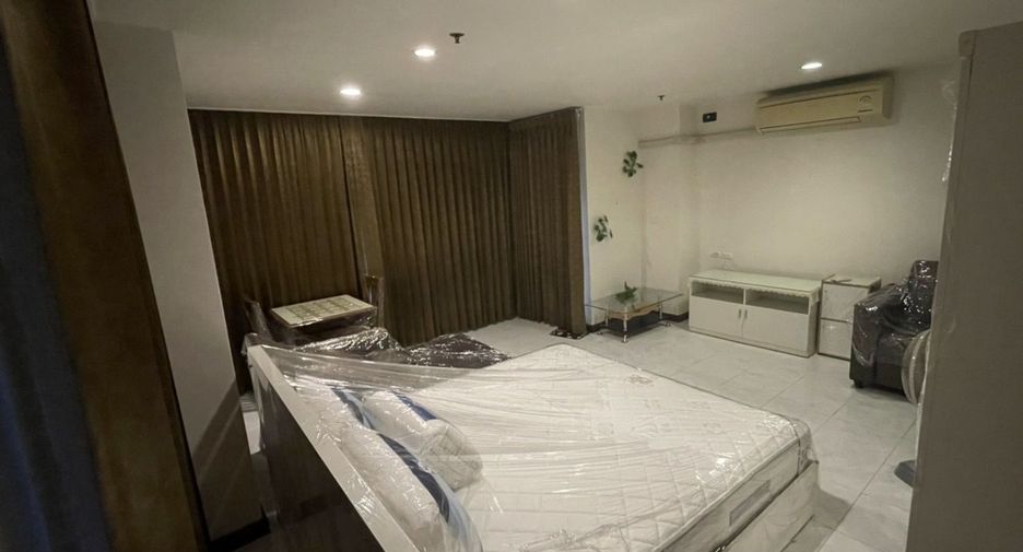For rent studio condo in Ratchathewi, Bangkok