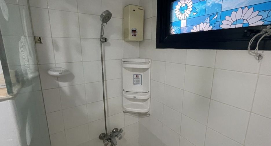 For rent studio condo in Ratchathewi, Bangkok