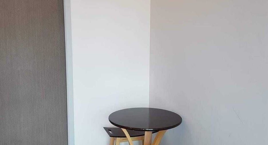 Wohnung zur Miete mit 1 Zimmer in Pathum Wan, Bangkok