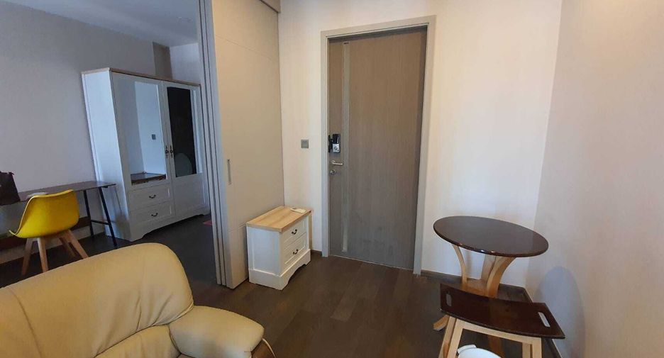 Wohnung zur Miete mit 1 Zimmer in Pathum Wan, Bangkok