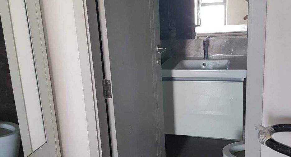 Wohnung zur Miete mit 1 Zimmer in Pathum Wan, Bangkok
