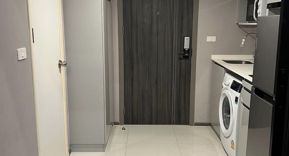 For rent 1 bed condo in Ratchathewi, Bangkok