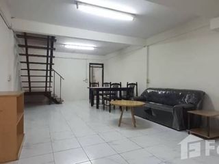 Reihenhaus zur Miete mit 2 Zimmer in Suan Luang, Bangkok