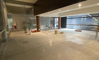 For rent retail Space in Watthana, Bangkok