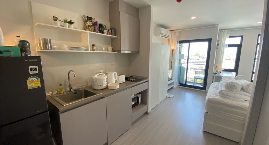 For rent studio condo in Din Daeng, Bangkok