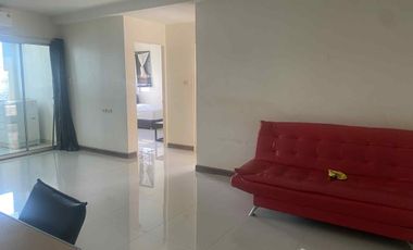 For rent 2 bedrooms condo in Huai Khwang, Bangkok