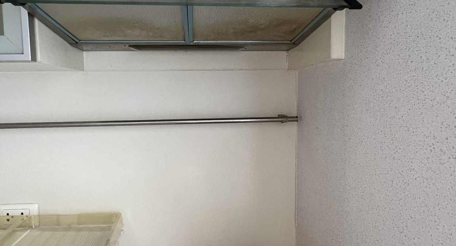 For rent 2 bedrooms condo in Khlong San, Bangkok
