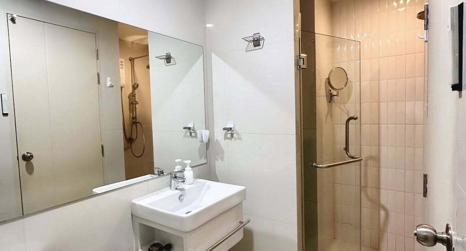 Wohnung zur Miete mit 2 Zimmer in Watthana, Bangkok