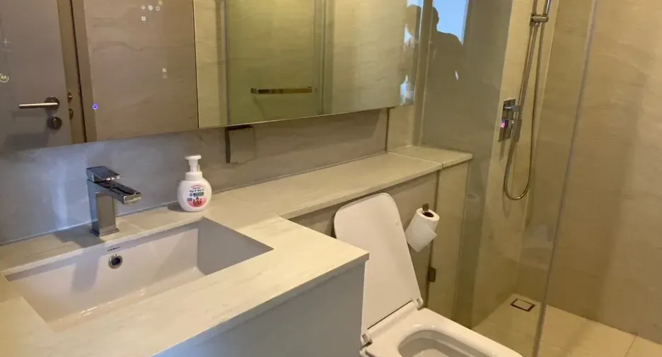 Condo en alquiler de 2 habitaciones en Ratchathewi, Bangkok