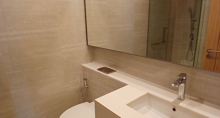 For rent 2 ベッドルーム condo in Sathon, Bangkok