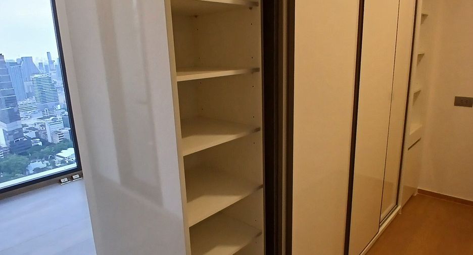For rent 2 ベッドルーム condo in Sathon, Bangkok