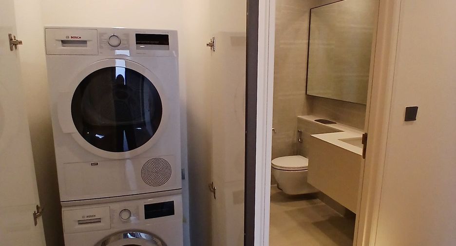 For rent 2 ベッドルーム condo in Sathon, Bangkok